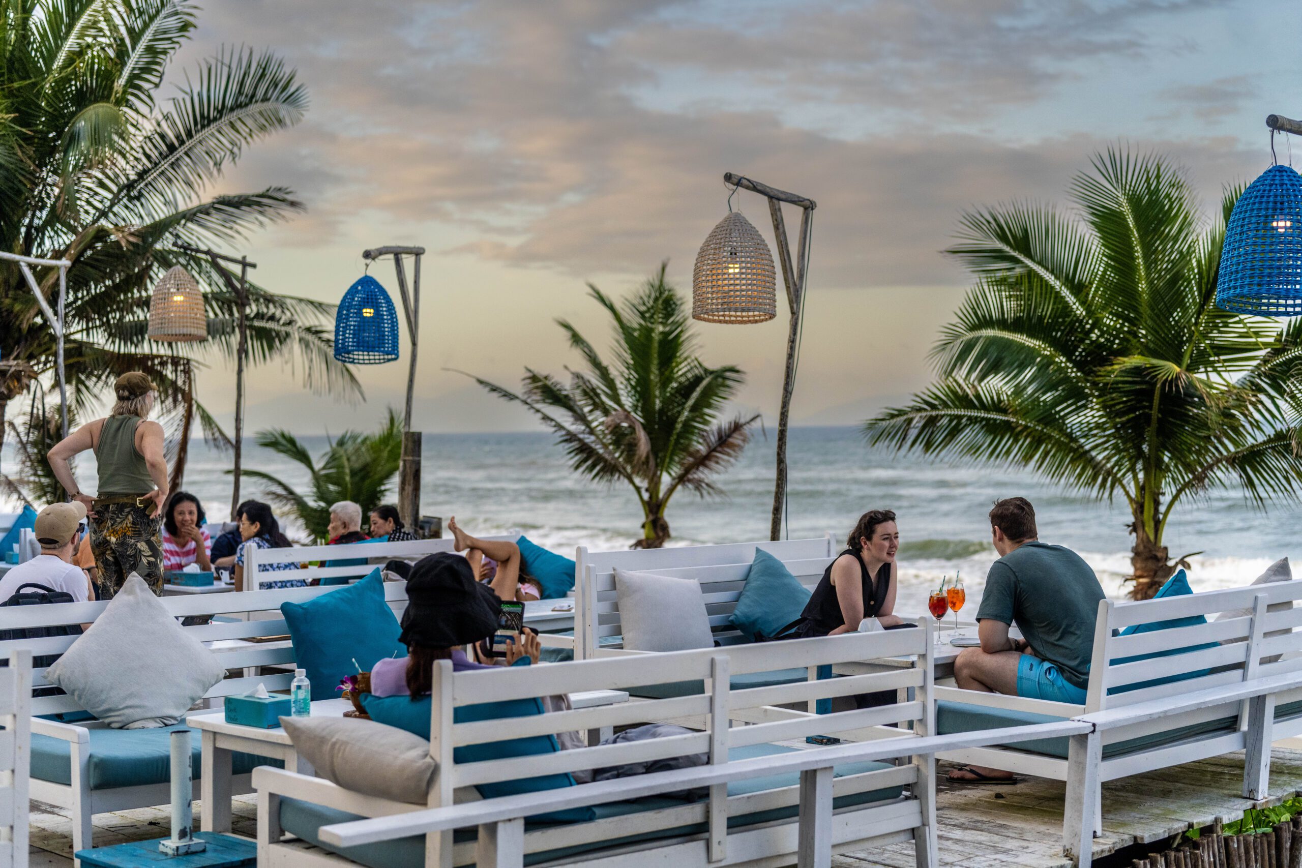 Valentine’s Day in Hoi An: Top Romantic Experiences and Live Music by the Beach