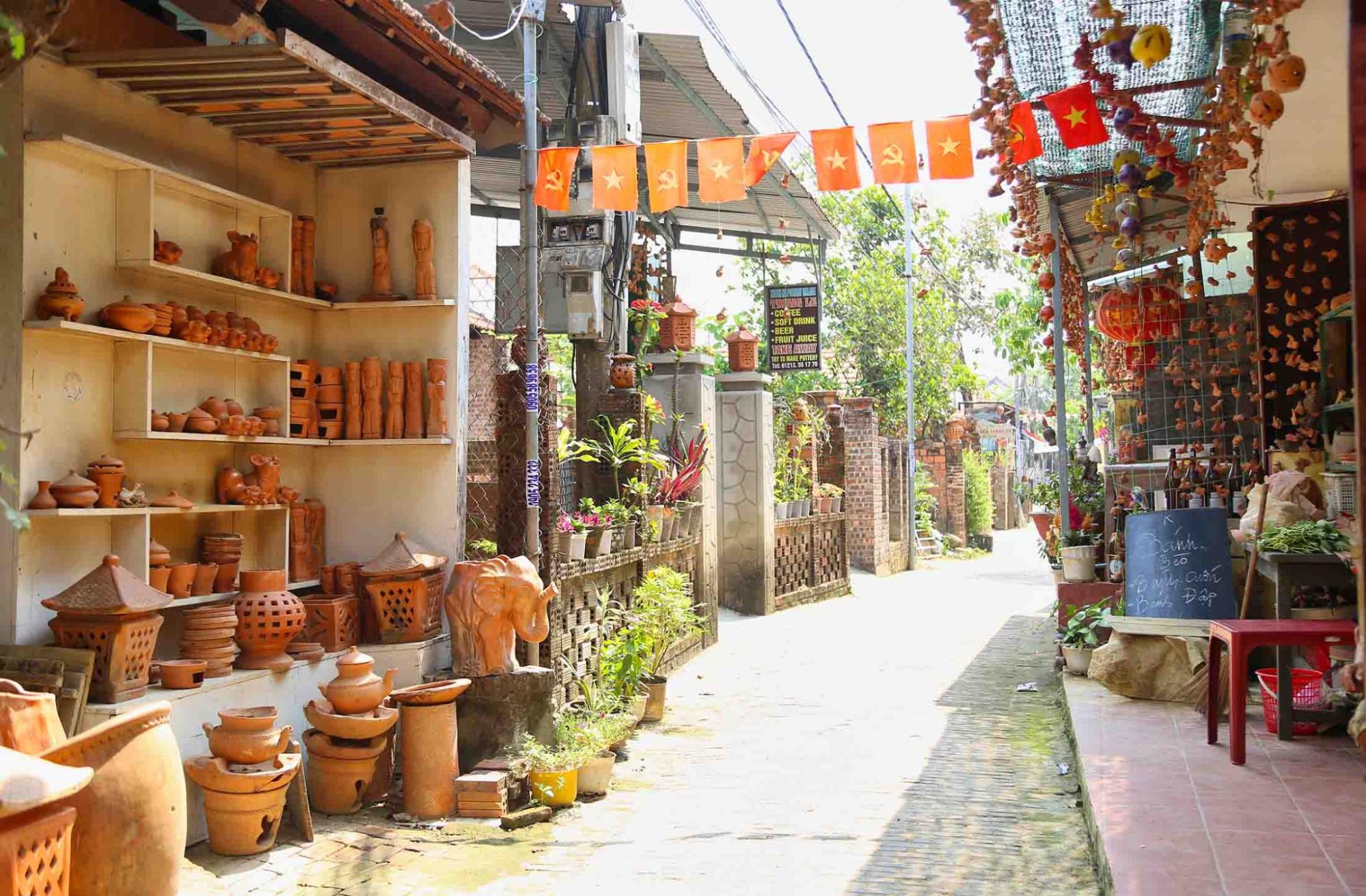 Thanh Ha Pottery Village